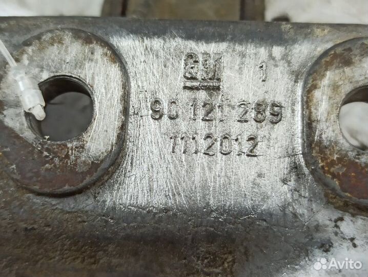 Кронштейн генератора Opel Ascona C