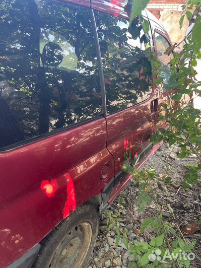 Peugeot Partner 1.6 МТ, 2005, битый, 250 000 км