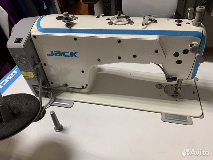 Швейная машина jack
