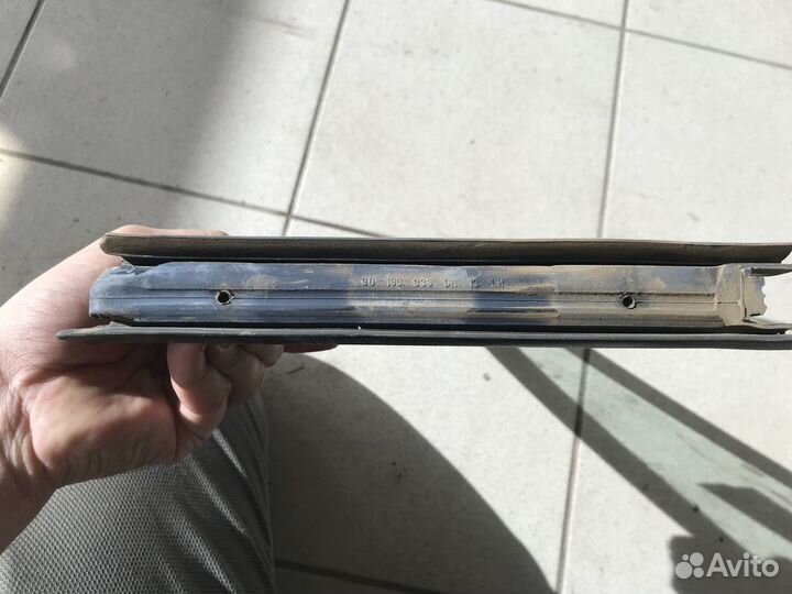 Форточка задней правой двери Нексия N150