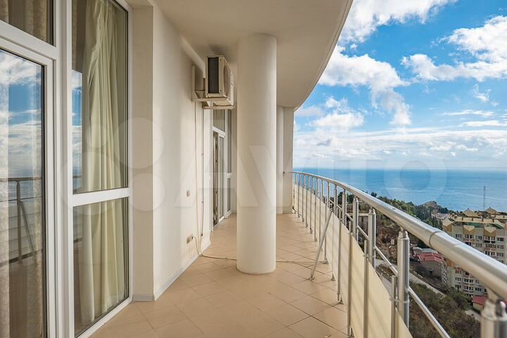 2-к. квартира, 98 м², 8/13 эт.