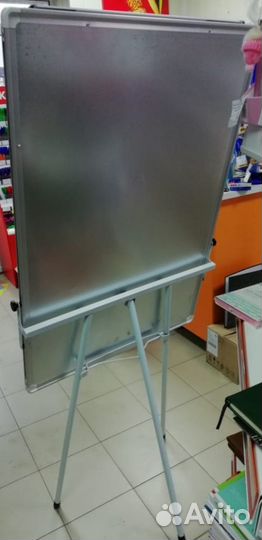 Продаю магнитно-маркерную доску. Новая. Доставка