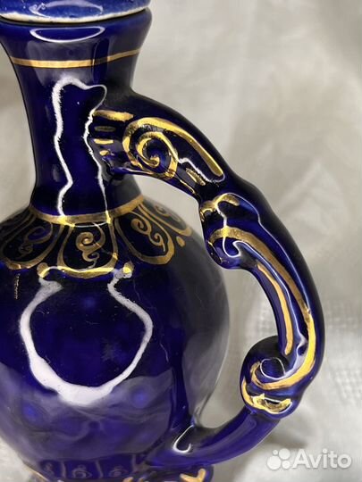 Кувшин фарфоровый