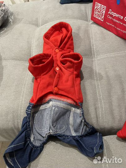 Комбинезон для маленькой собаки