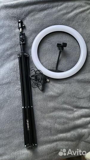 Кольцевая лампа со штативом