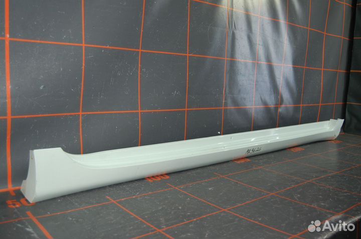 Накладка порога правого - Toyota Camry XV50 (2014