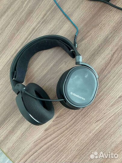 Игровые наушники Steelseries arctis 3