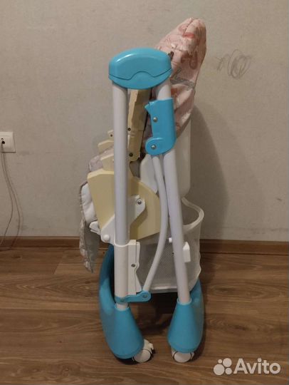 Детский стульчик для кормления