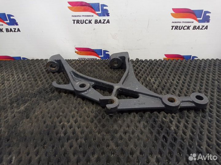 Кронштейн осушителя воздуха