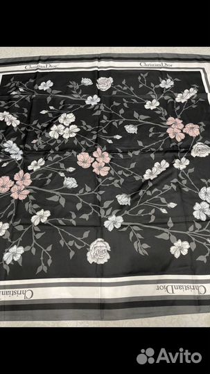 Шелковый платок Dior разные оттенки