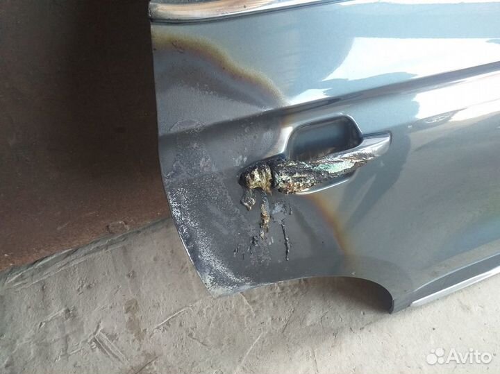 Дверь задняя правая Geely Atlas 2020 год