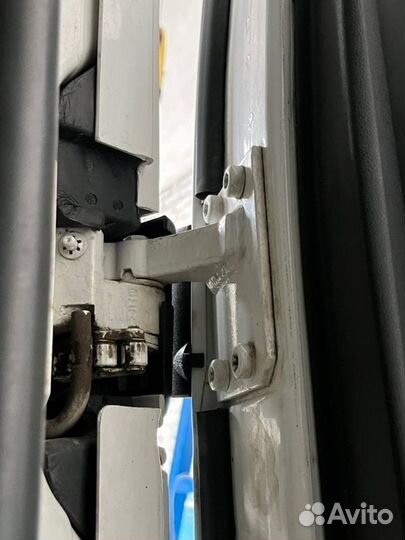 Петля двери правая Sitrak C7H MAX MC13.48-50 2023