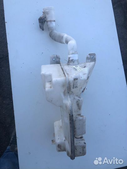 Бачок стеклоомывателя. Octavia A7