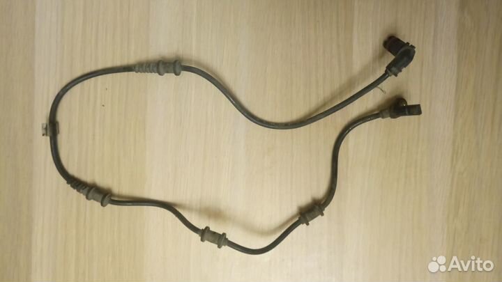 Датчик ABS Mercedes GL 164