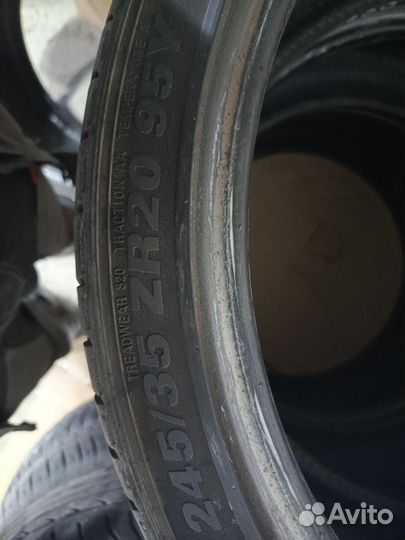 Kumho Ecsta PS71 245/35 R20 и 275/30 R20 97Y