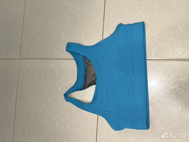 Спортивные вещи пакетом