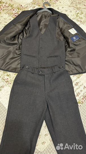 Школьный костюм 146