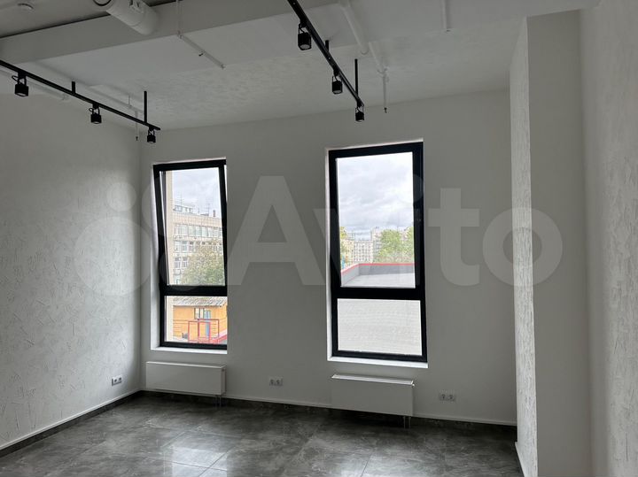 Новый Офис, 22 м² с евроремонтом, торг