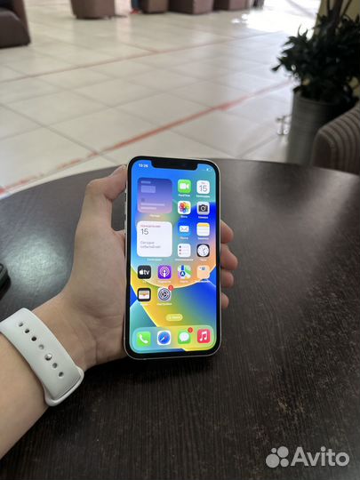 iPhone 12, 128 ГБ