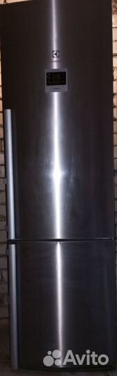 Холодильник Electrolux/гарантия/доставка