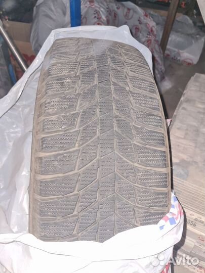 Triangle Snowlink TWT02 225/60 R18