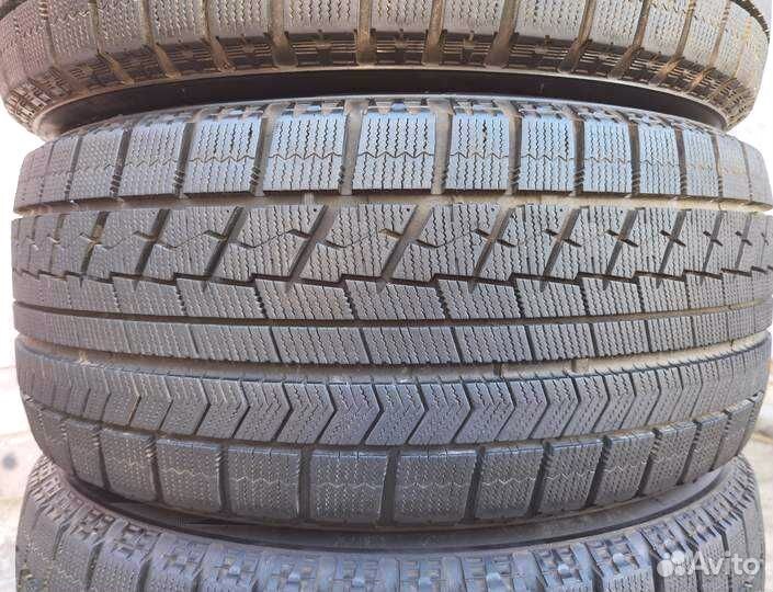 Bridgestone Blizzak VRX 245/50 R18 97Q