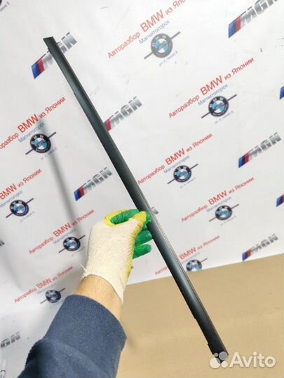 Молдинг стекла верхний 