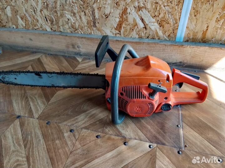 Бензопила хускварна