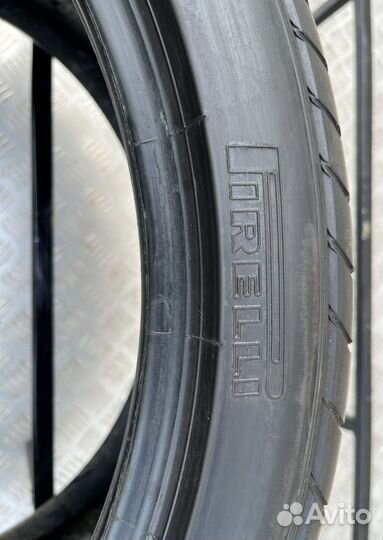 Pirelli P Zero 275/35 R20