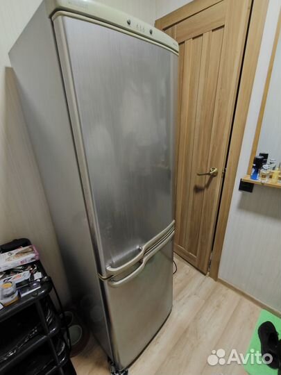 Холодильник Samsung бу