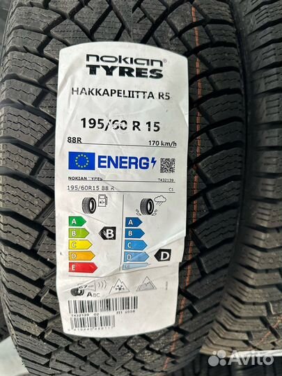 Nokian Tyres Hakkapeliitta R5 195/60 R15 88R