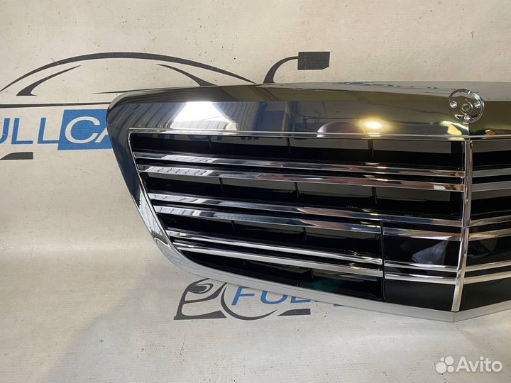 Решетка радиатора mercedes s221 w221 AMG