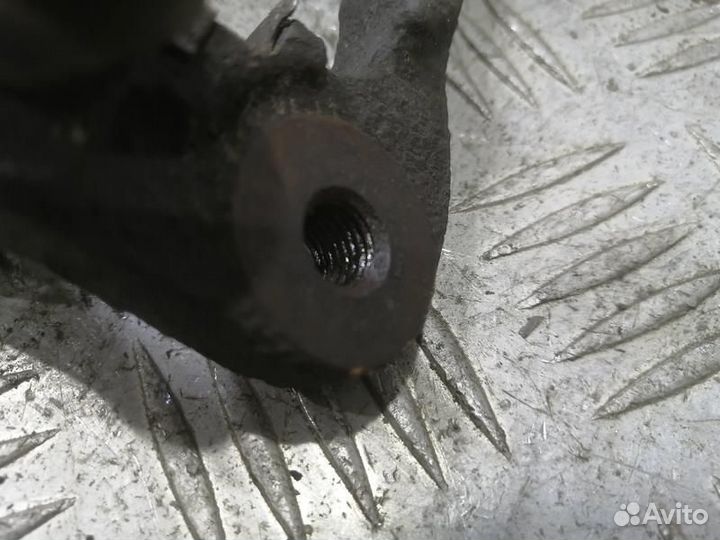 Скоба заднего правого суппорта Mitsubishi Lancer X