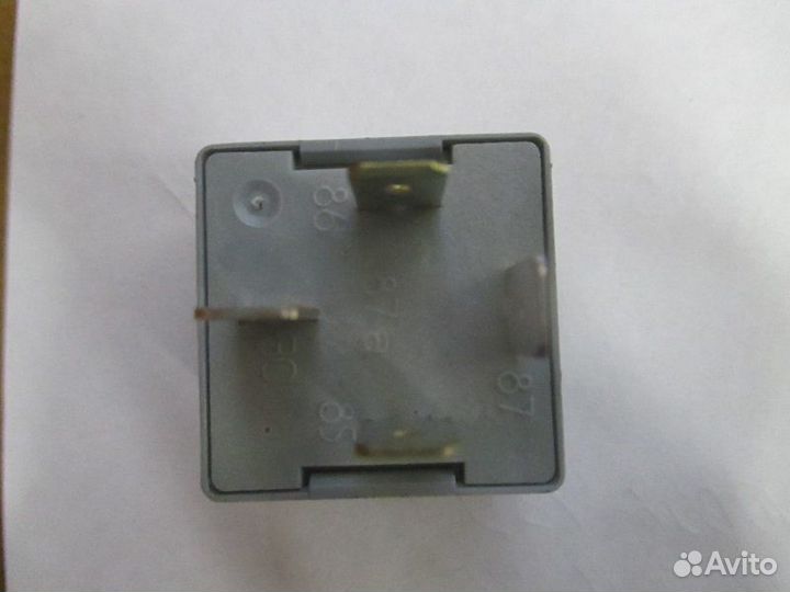 Реле салона Volkswagen Caddy 1.9 2007