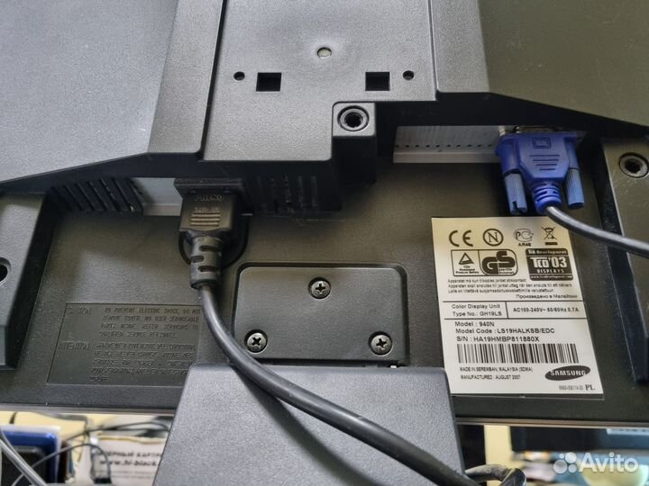 Монитор Samsung SyncMaster 940n 19