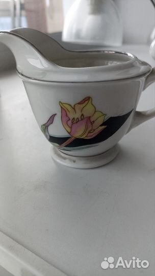 Красивый чайный сервиз фарфор