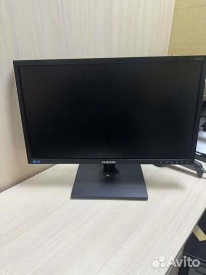 Монитор Samsung S22C200N