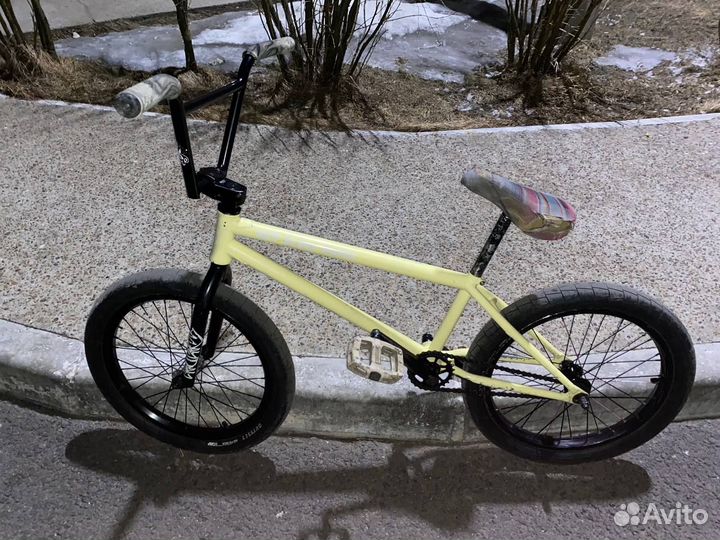 Трюковой велосипед bmx кастом