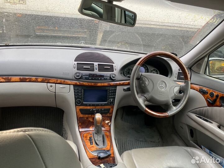 Разбор Mercedes W211 Седан