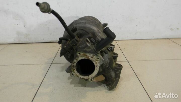 Впускной коллектор Вольво