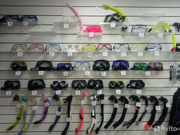 Маски, ласты, гидрокостюмы, очки для плавания