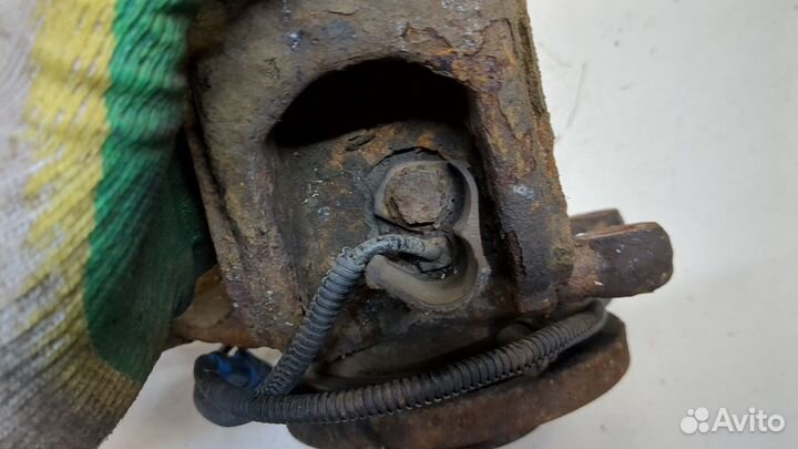 Ступица (кулак, цапфа) правая передняя Citroen DS3