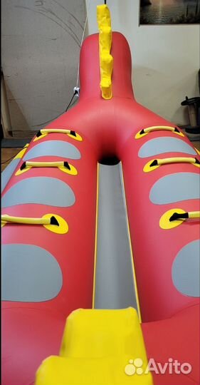 Водный буксируемый банан