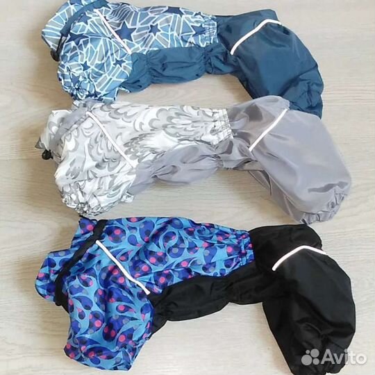 Новые комбинезоны и обувь для собак