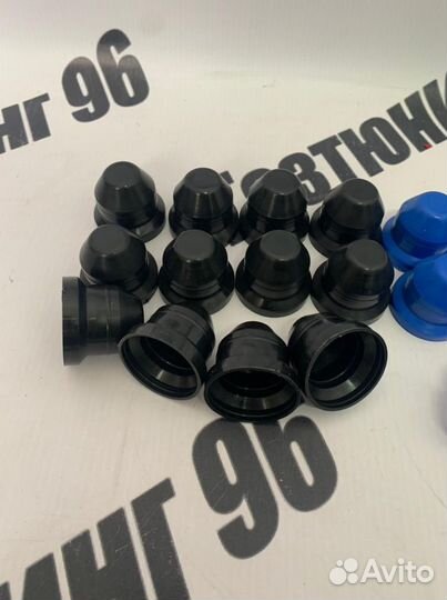 Колпачки на гайку колеса