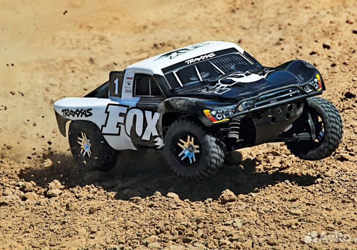 Traxxas slash 1/10 4wd VXL RTR