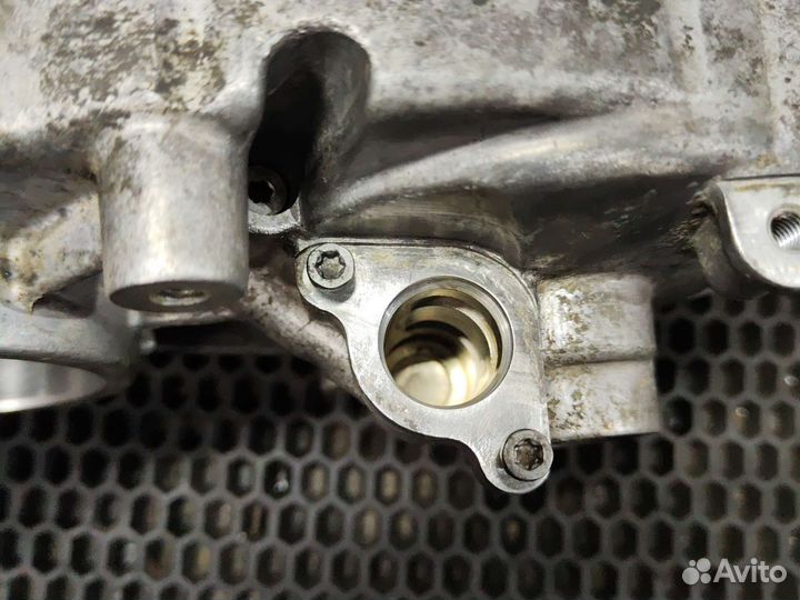 Крышка цепи распредвалов VAG 2.0 FSI