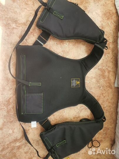 Спасательный жилет L