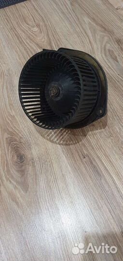 Мотор отопителя салона