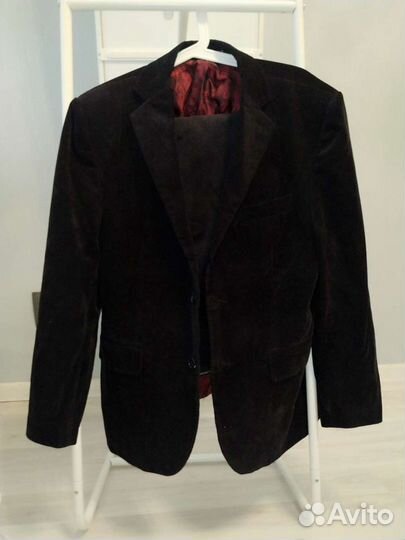 Костюмы (школьная форма) на мальчика разных размер